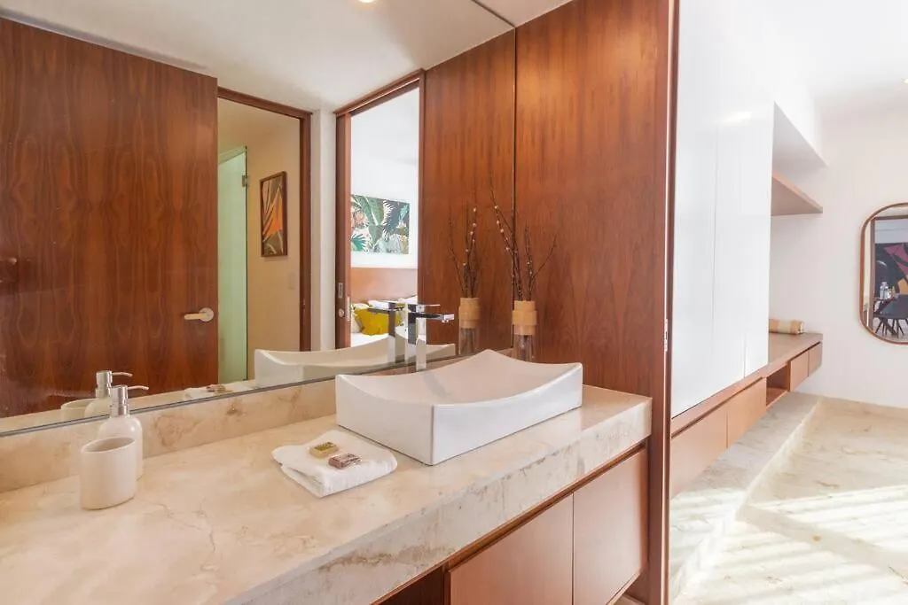 Espectacular Quinta Avenida Apartment Playa del Carmen
